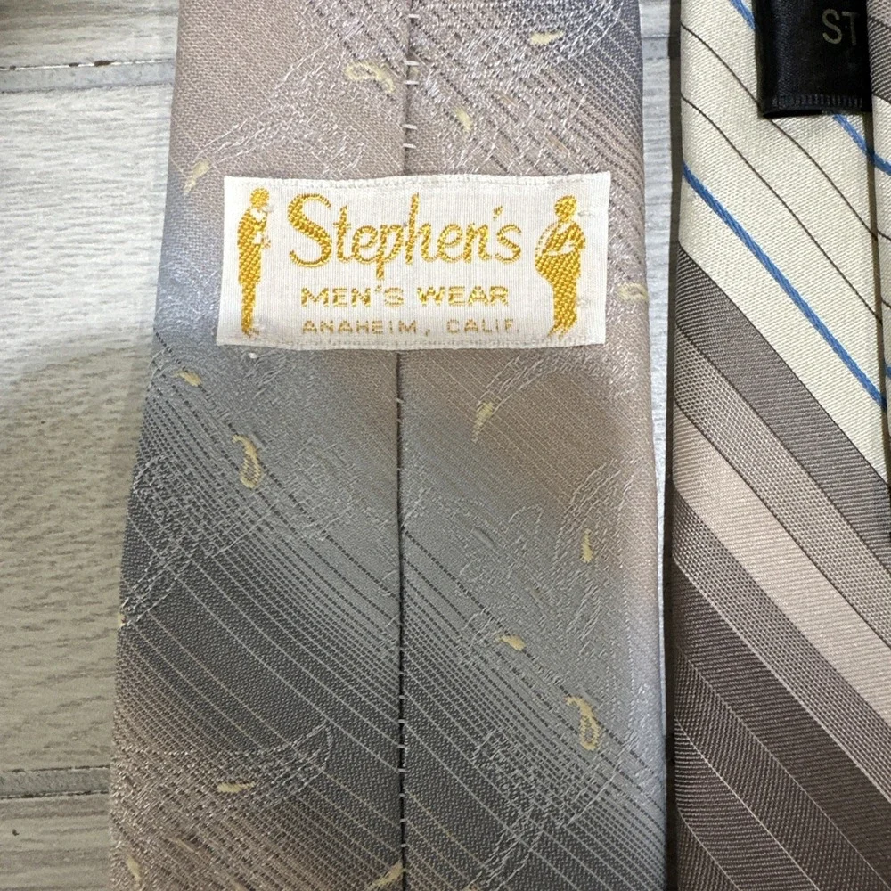 Stephen's Menswear Clip-On 18